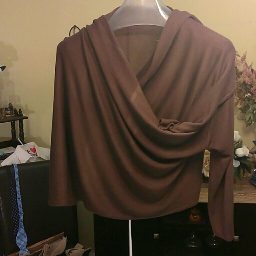 Bette Sung ladies sweater shawl